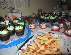Gruselige, süße Snacks bei der Halloweenparty im Caritas Haus Elisabeth