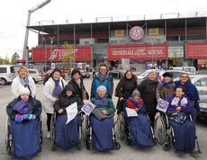 BewohnerInnen aus dem Haus St. Teresa beim Austria Fußballmatch