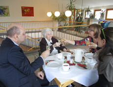 Happy Birthday, liebe Frau Paltl!