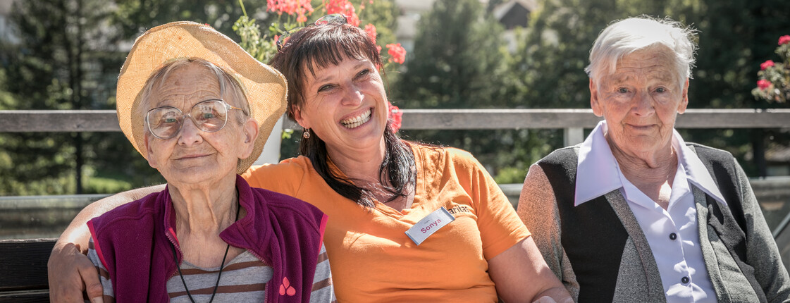 Mehr als ein Altenheim bzw. Pflegeheim: In unseren steirischen Pflegewohnhäusern erhalten Sie individuelle Unterstützung, Pflege und medizinische Betreuung.