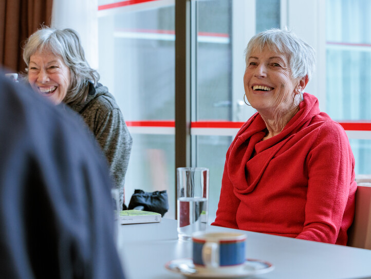 Gesprächsrunden für pflegende Angehörige