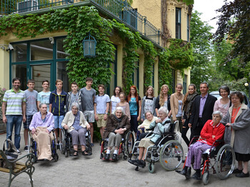 Austausch der Generationen im Haus Schönbrunn
