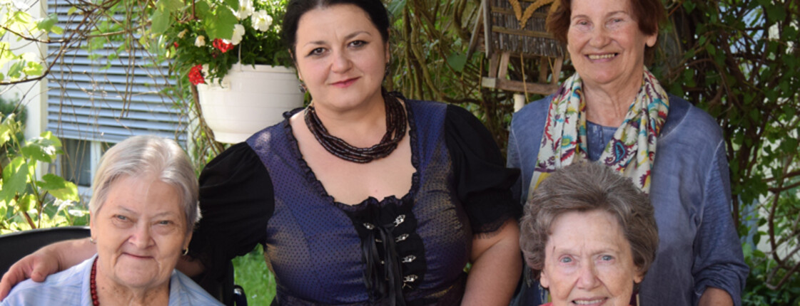 Maifest im Haus St. Bernadette